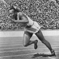 Jesse Owens, atlet, který znechutil Hitlera